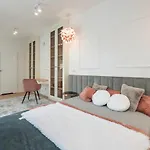 Unique&Luxury Penthouse With Tarrace&Parking