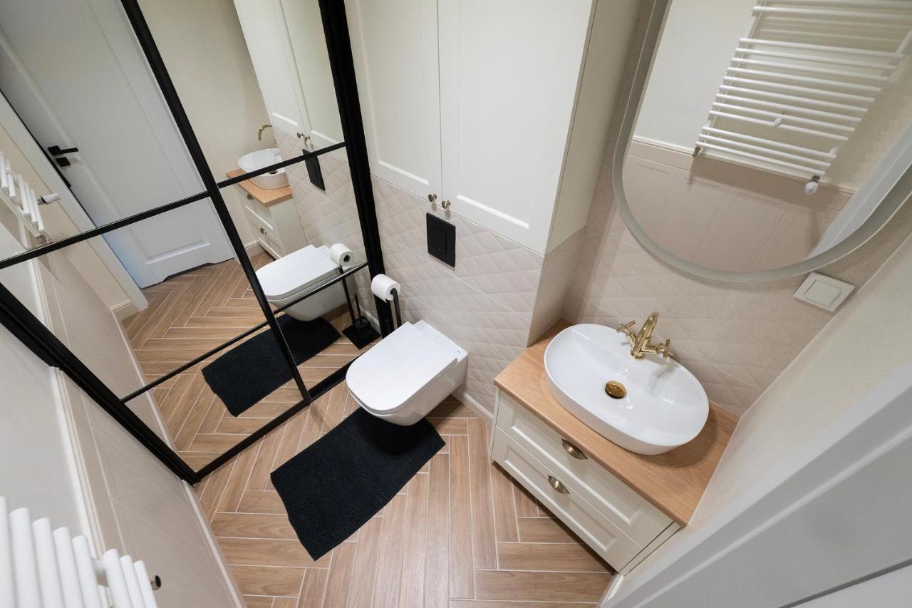 Unique&luxury Penthouse With Tarrace&parking Lodz (Lodz)
